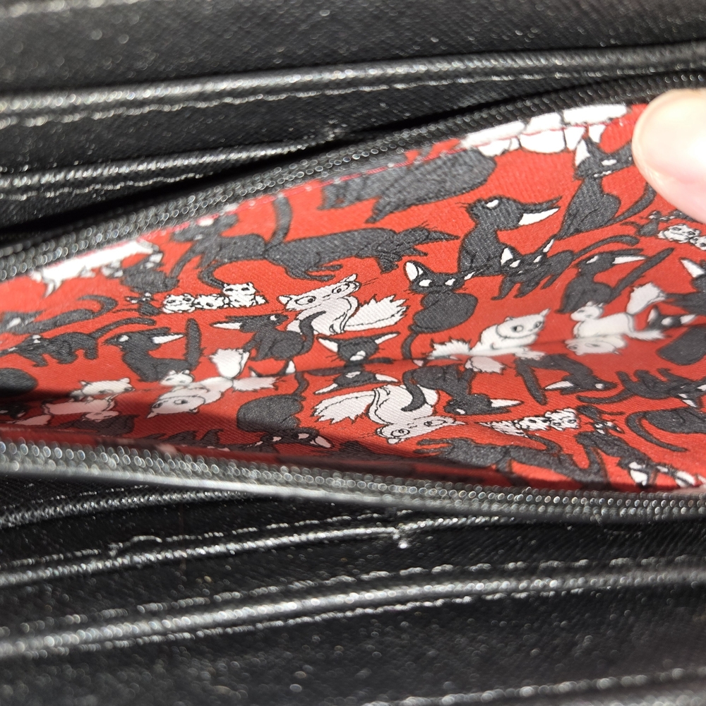 Kiki’s delivery service Wallet - Picture 4 of 5
